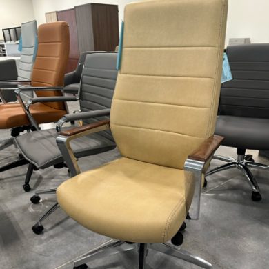 Buckskin Desk Chair